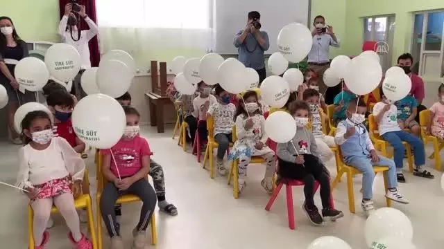 Dünya Süt Gününde anaokulu öğrencilerine sütün önemi anlatıldı