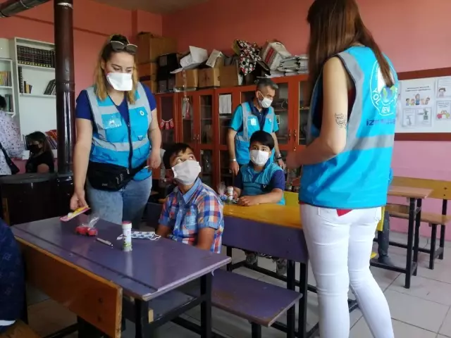 İran sınırında yaşayan çocukların hayalleri gerçeğe döndü İran sınırında yaşayan çocukların hayalleri gerçeğe döndü