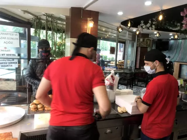 Mekanlar, müşteriye masaya servise başladı