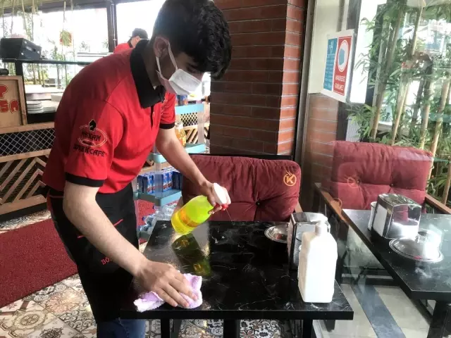 Mekanlar, müşteriye masaya servise başladı