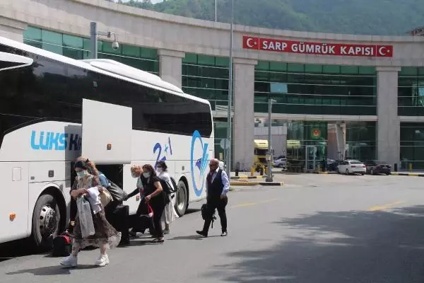 ARTVİN SARP SINIR KAPISI, 14,5 AY SONRA YENİDEN AÇILDI