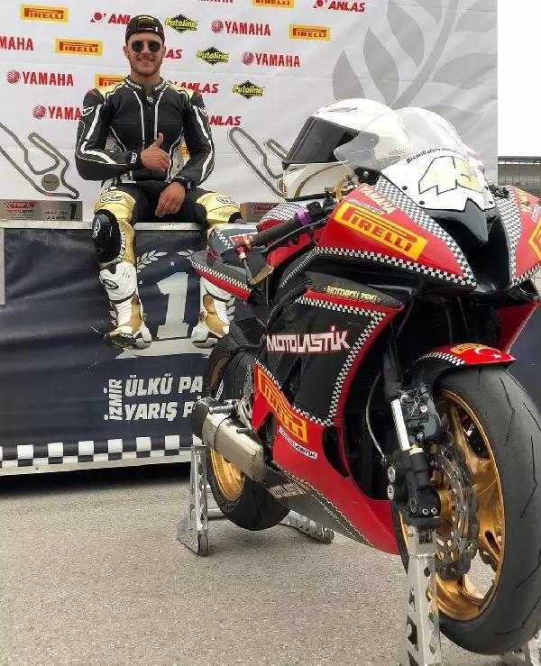 Turgutlulu motosikletçiden çifte zafer