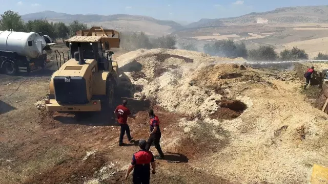Son dakika haber | Adıyaman'da korkutan yangın: Hayvanlar alevler arasında kalarak yaralandı, 4 kişi dumandan etkilendi