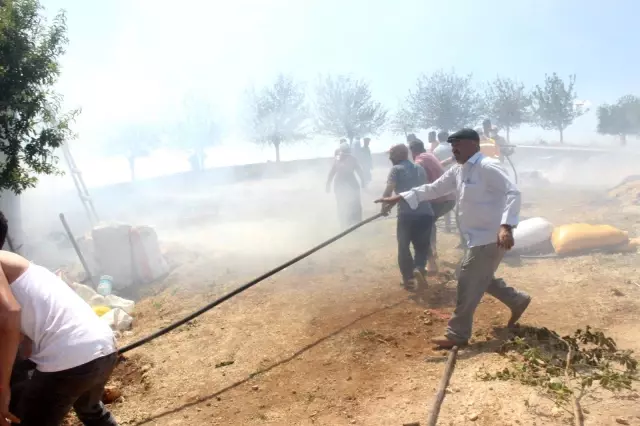 Son dakika haber | Adıyaman'da korkutan yangın: Hayvanlar alevler arasında kalarak yaralandı, 4 kişi dumandan etkilendi