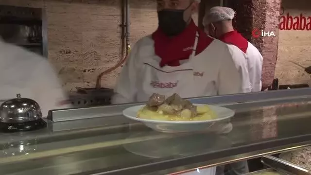 Yeni normalleşme kararıyla birlikte restoranlar hizmete açıldı