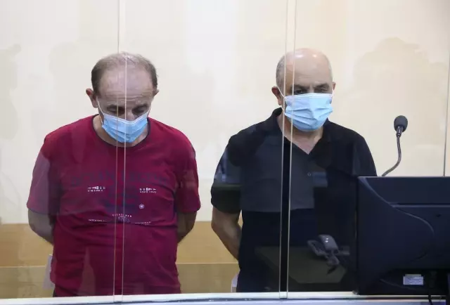 1. Karabağ Savaşı'nda Azerbaycanlı esirlere işkence yapmakla suçlanan 2 Ermeni yargı önünde 1. Karabağ Savaşı'nda Azerbaycanlı esirlere işkence yapmakla suçlanan 2 Ermeni yargı önünde