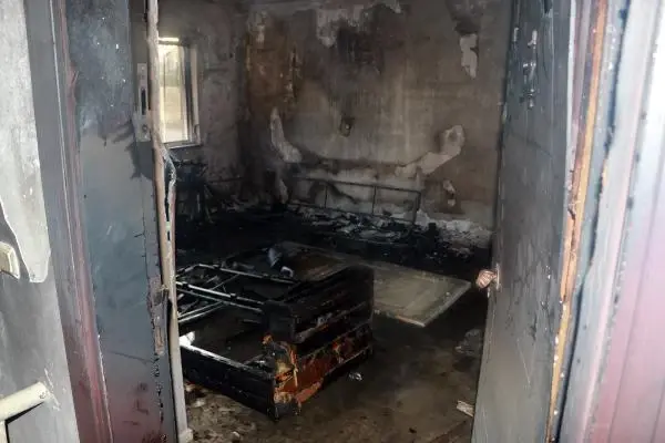 Son dakika haberleri... ADANA'DA BİR EVDE ÇIKAN YANGIN KORKUTTU; 3 KİŞİ DUMANDAN ETKİLENDİ Son dakika haberleri... ADANA'DA BİR EVDE ÇIKAN YANGIN KORKUTTU; 3 KİŞİ DUMANDAN ETKİLENDİ