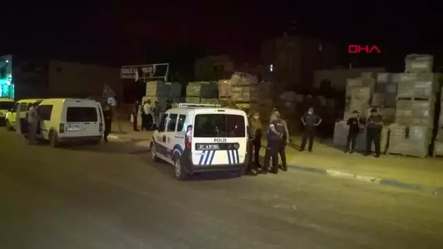 Adana'da silahlı kavga: 1 yaralı Adana'da silahlı kavga: 1 yaralı