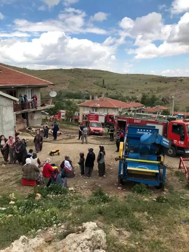 Afyon'da ev yangını Afyon'da ev yangını