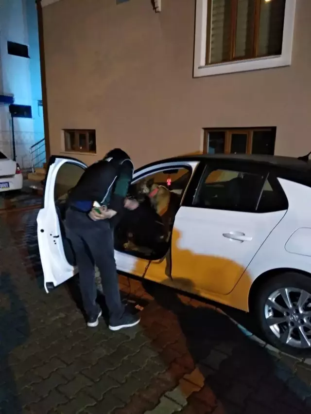 Akşehir'de uyuşturucu operasyonu: 2 gözaltı Akşehir'de uyuşturucu operasyonu: 2 gözaltı