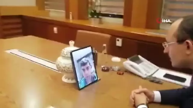 Bakan Muş'tan İzmir'de rehin alınan gümrük personeline geçmiş olsun telefonu Bakan Muş'tan İzmir'de rehin alınan gümrük personeline geçmiş olsun telefonu