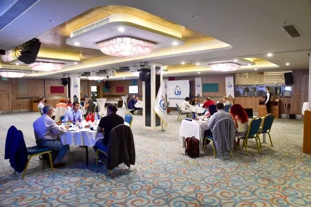 Balıkesir'de uluslararası zeytinyağı kalite yarışması yapıldı