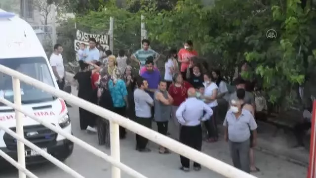 Bir apartmanda çıkan yangında 3 kişi dumandan etkilendi Bir apartmanda çıkan yangında 3 kişi dumandan etkilendi