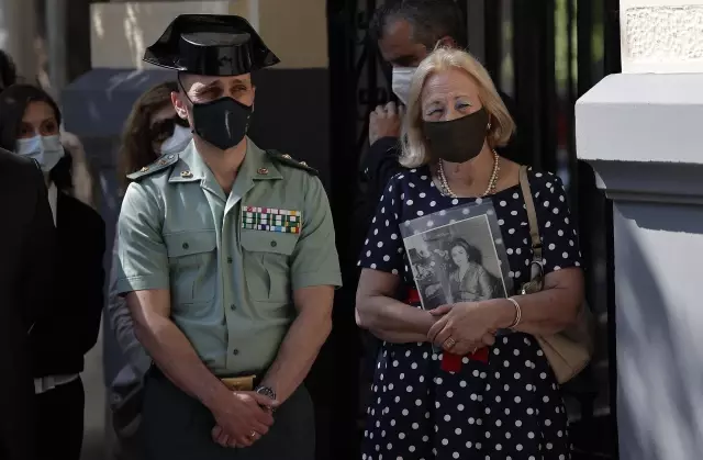 Ermeni terör örgütünün 43 yıl önce Madrid'deki saldırısında şehit edilenler anıldı