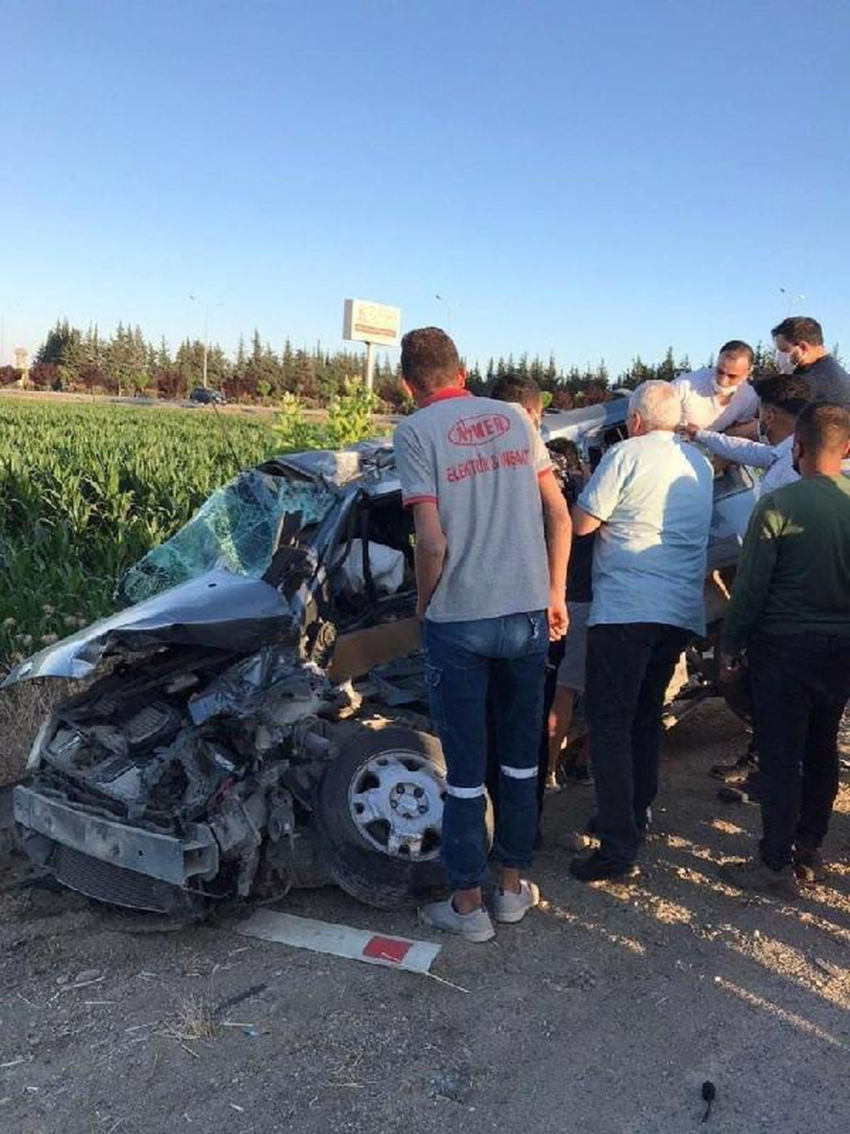 Trafik kazası: 2 ölü, 5 yaralı
