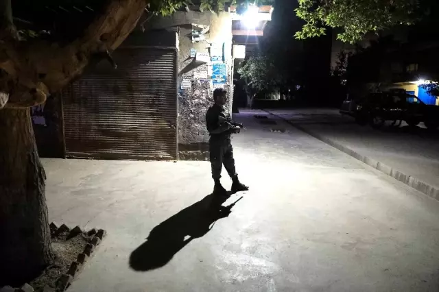 Kabil'de çifte saldırı: 10 ölü, 12 yaralı
