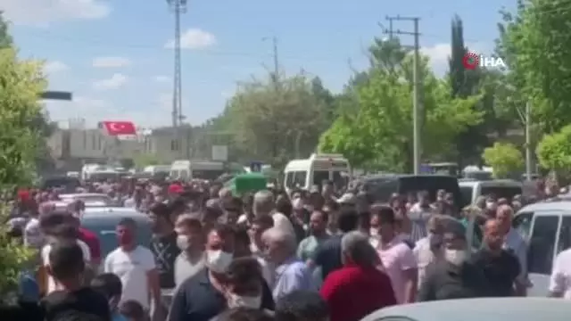 Kazada ölen kardeşler, zılgıt ve ağıtlarla defnedildi