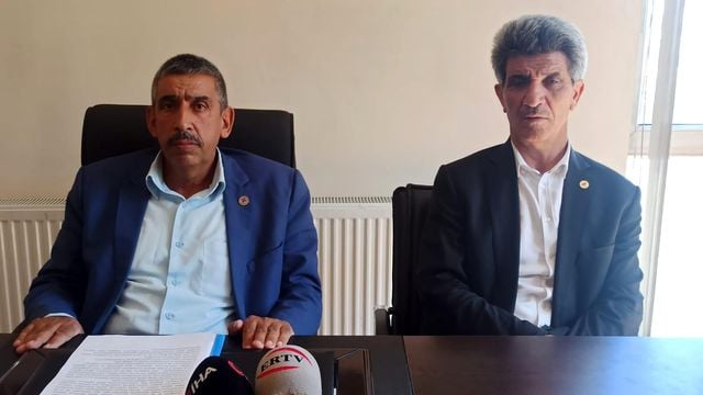 Malatya'da büyükbaş kurbanlık satış fiyatları açıklandı Malatya'da büyükbaş kurbanlık satış fiyatları açıklandı