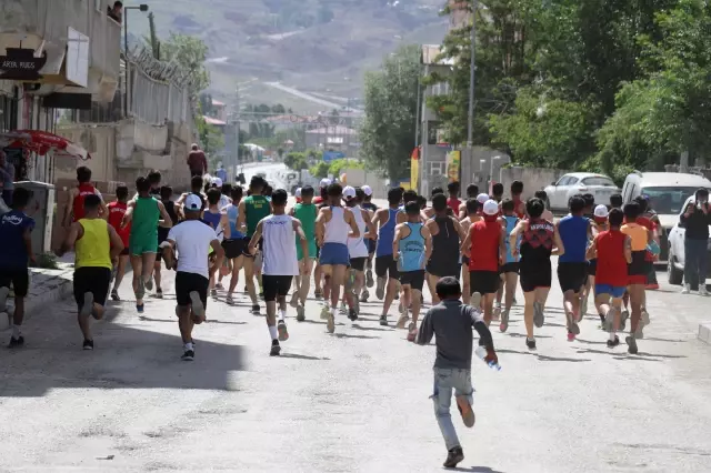 Türkiye Dağ Koşusu Şampiyonası yapıldı Türkiye Dağ Koşusu Şampiyonası yapıldı