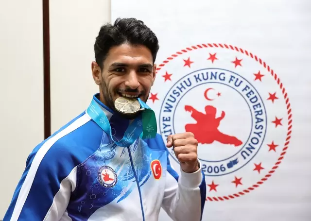 Türkiye Wushu Kung Fu Federasyonu Başkan Vekili Akyüz: Yunus Emre Batan'ın dünya şampiyonluğu bizi gururlandırmıştır
