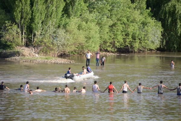 Uzmanlar uyardı: Dicle Nehri yüzmek için güvenli değil