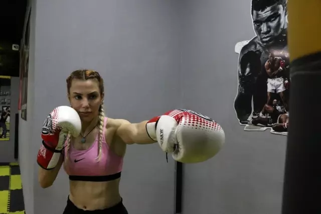 Zayıflamak için başladığı sporda rekorlar kırdı