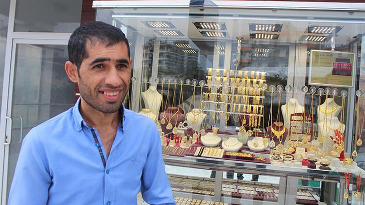 1 yıl içinde iki kez soyulan kuyumcu isyan etti: Millet benimle dalga geçiyor