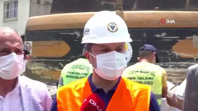 Adana'da tarihi yıkım başladı Adana'da tarihi yıkım başladı