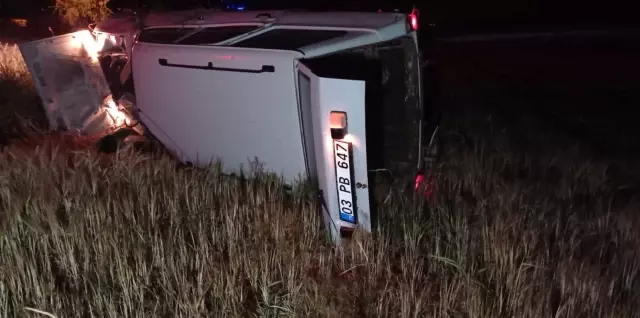 Afyonkarahisar'da devrilen otomobilin sürücüsü öldü Afyonkarahisar'da devrilen otomobilin sürücüsü öldü