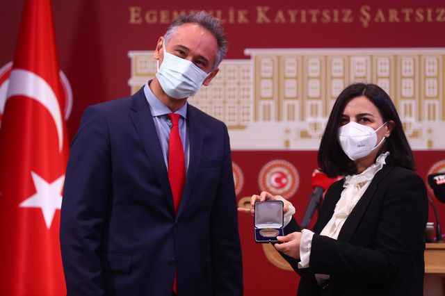 ak parti istanbul milletvekili durgut a dso d 5 14175678 o