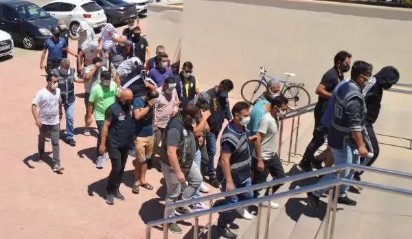 Bodrum Merkezli Fuhuş Operasyonunda 18 Şüpheli Adliyeye Sevk Edildi 1 Son dakika haberi! BODRUM MERKEZLİ FUHUŞ OPERASYONUNDA 18 ŞÜPHELİ ADLİYEDE