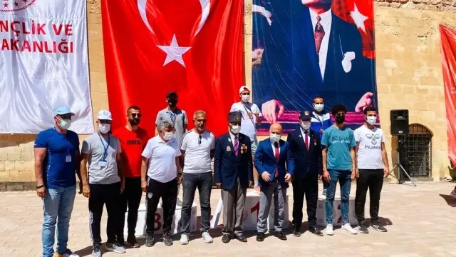 Çaldıran Belediyesinin yetiştirdiği sporculardan Türkiye birinciliği Çaldıran Belediyesinin yetiştirdiği sporculardan Türkiye birinciliği