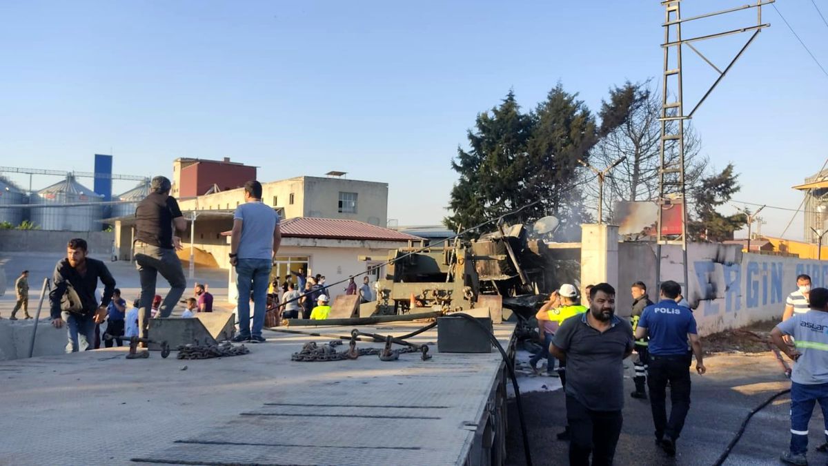 Hatay'dan kahreden haber! Askeri tır kazasında 2 askerimiz şehit düştü