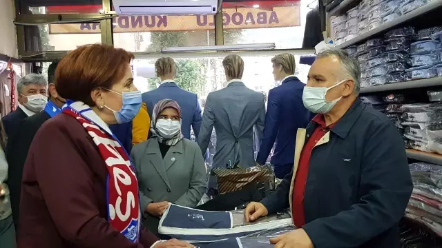 İYİ Parti Genel Başkanı Akşener, esnaf ziyaretinde bulundu (2) İYİ Parti Genel Başkanı Akşener, esnaf ziyaretinde bulundu (2)