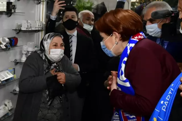 İYİ Parti Genel Başkanı Akşener, esnaf ziyaretinde bulundu (2)