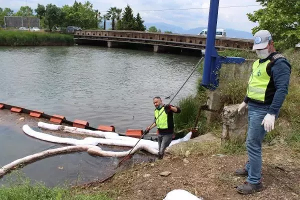 KOCAELİ İZMİT KÖRFEZİ'NE DÖKÜLEN DERELERDE BARİYERLİ ÖNLEM