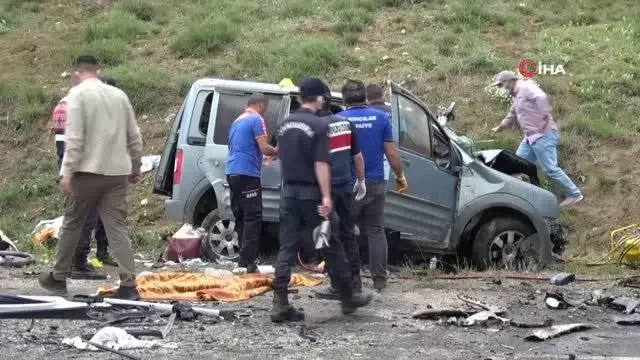 Katliam gibi kazada ölen aile bebek bekliyordu Katliam gibi kazada ölen aile bebek bekliyordu