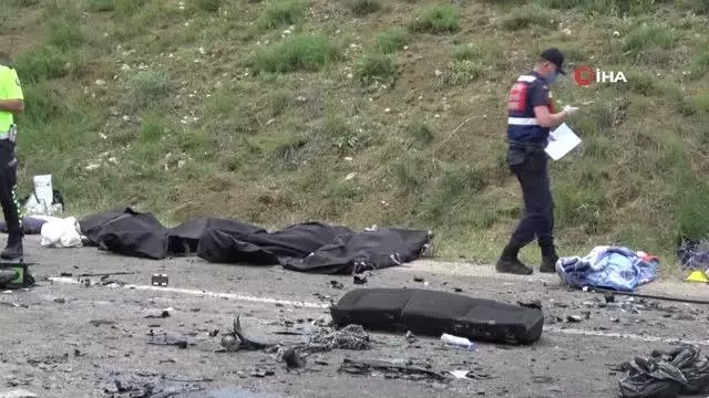 Katliam gibi kazada ölen aile bebek bekliyordu Katliam gibi kazada ölen aile bebek bekliyordu