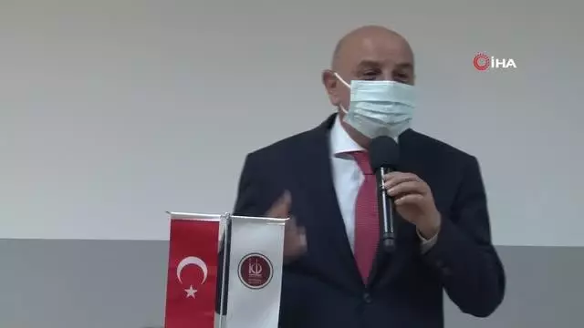 Keçiören Belediye Başkanı Turgut Altınok, YKS ve LGS öğrencileriyle buluştu
