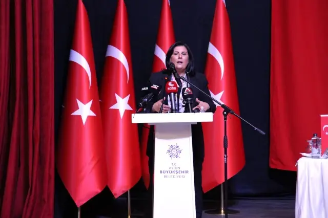 Kılıçdaroğlu, Aydın'da Kanaat Önderleri Toplantısı'na katıldı