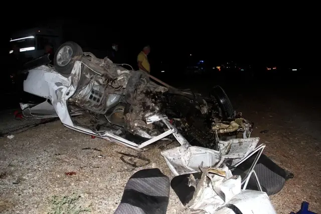 Son dakika haber... Muğla'da iki otomobil kafa kafaya çarpıştı: 1 ölü, 4 yaralı Son dakika haber... Muğla'da iki otomobil kafa kafaya çarpıştı: 1 ölü, 4 yaralı