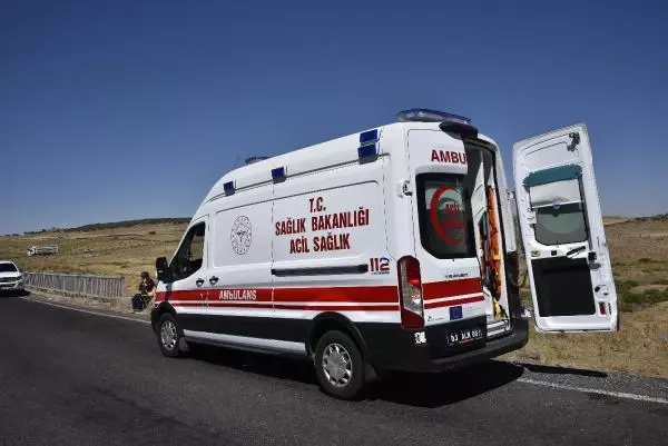 ŞANLIURFA OTOMOBİL KÖPRÜDEN DEREYE UÇTU: 5 ÖLÜ - YENİDEN