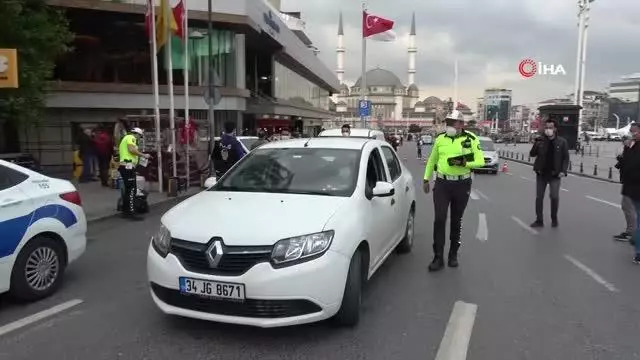 Taksim'de helikopter destekli 'Yeditepe huzur uygulaması' yapıldı