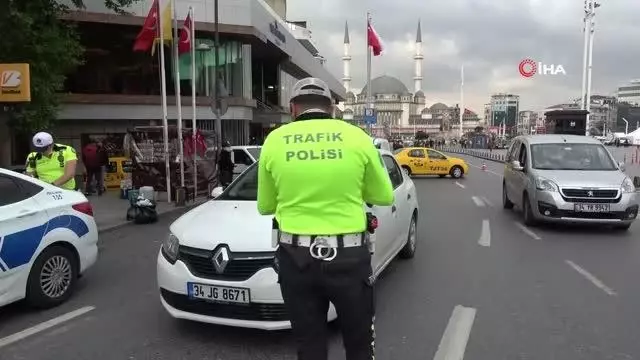 Taksim'de helikopter destekli 'Yeditepe huzur uygulaması' yapıldı