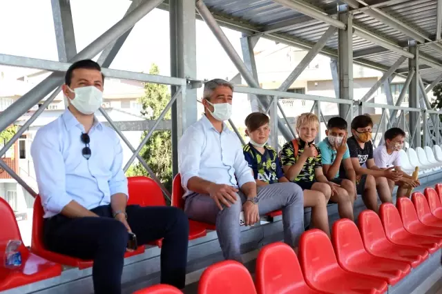 Ünlü futbolcular Marmaris'te buluştu