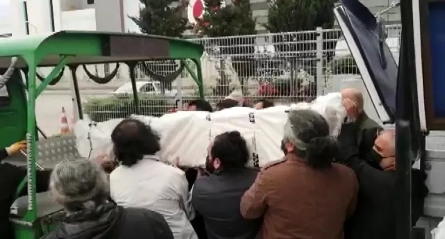 Ünlü müzik yapımcısı Hasan Saltık'ın cenazesi uçakla İstanbul'a getirildi