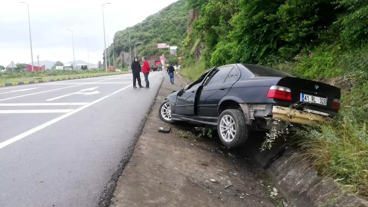 Zonguldak'ta araç su kanalına uçtu: 1 yaralı