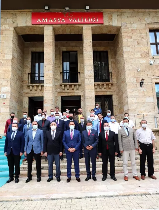 32 yıllık müdür emekli oldu 32 yıllık müdür emekli oldu