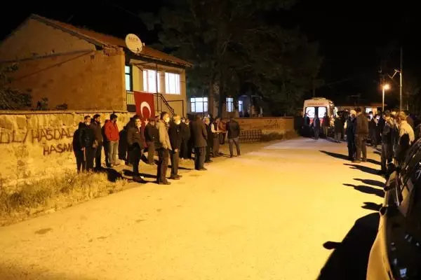 Son dakika haberleri! AFYONKARAHİSAR'A ŞEHİT ATEŞİ DÜŞTÜ Son dakika haberleri! AFYONKARAHİSAR'A ŞEHİT ATEŞİ DÜŞTÜ