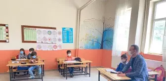 Doğubeyazıt: Ağrı Milli Eğitim Müdürü Tekin, Doğubayazıt'taki köy okullarını ziyaret etti Doğubeyazıt: Ağrı Milli Eğitim Müdürü Tekin, Doğubayazıt'taki köy okullarını ziyaret etti